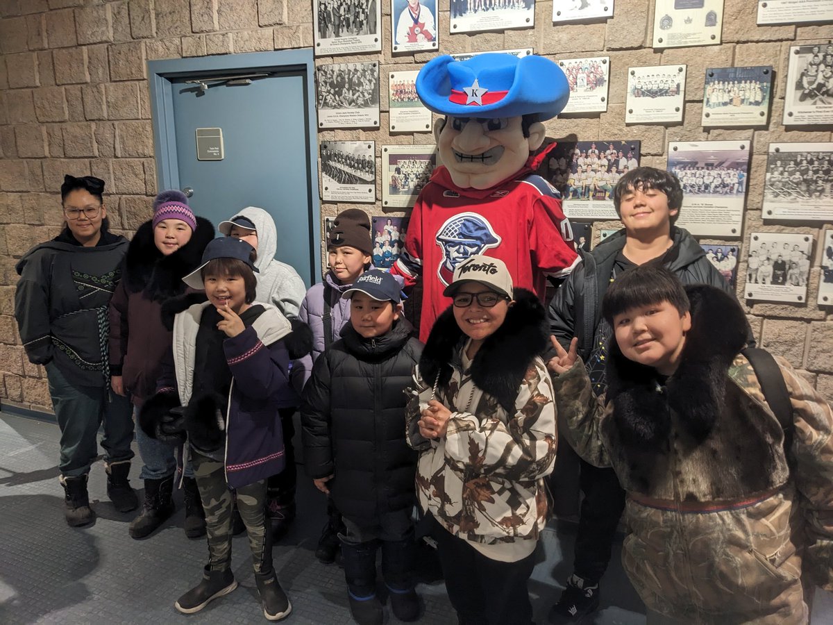 C.Roque (@carl0sr0que) on Twitter photo 2k kms and 3 airplanes later, they finally made it. Thank you <a href="/WCDSBFNMI/">Jennifer Staats</a> for your support last night. It was a first for these kids.
1st hockey game
1st scuffle
1st slushy
1st cotton candy
An incredible night.
We can wait to host this group today at <a href="/StDanielTBirds/">St Daniel - WCDSB</a> 2k kms and 3 airplanes later, they finally made it. Thank you <a href="/WCDSBFNMI/">Jennifer Staats</a> for your support last night. It was a first for these kids.
1st hockey game
1st scuffle
1st slushy
1st cotton candy
An incredible night.
We can wait to host this group today at <a href="/StDanielTBirds/">St Daniel - WCDSB</a>