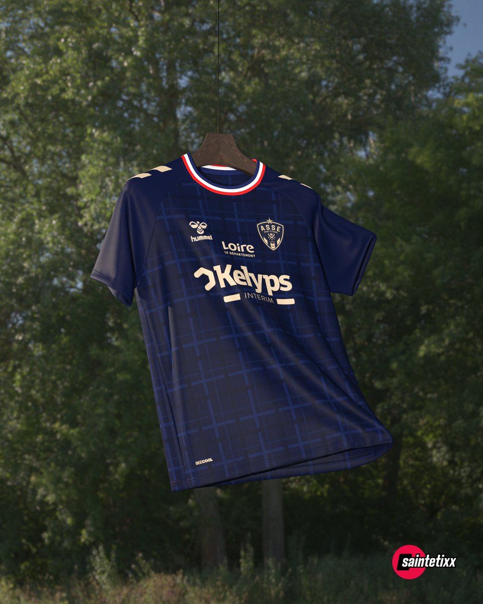 Saintetixx's tweet photo. AS Saint-Etienne · "Glasgow Tribute" Third concept
.
Maillot bleu et doré pour rappeler les couleurs de la ville de Sainté, bleu foncé pour les couleurs de l'Ecosse, tissu tartan pour rappeler les kilts.
Et oui, y'avait beaucoup de vents dans mon logiciel pour la dernière image. https://t.co/FzKu7h4wMZ