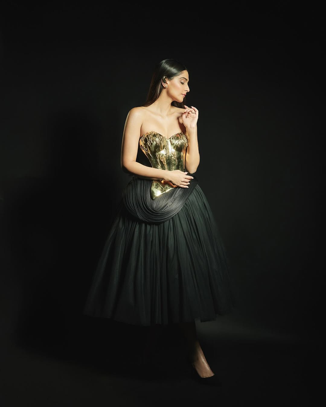 Gjlv2qLWoAAxqAQ?format=jpg&name=large