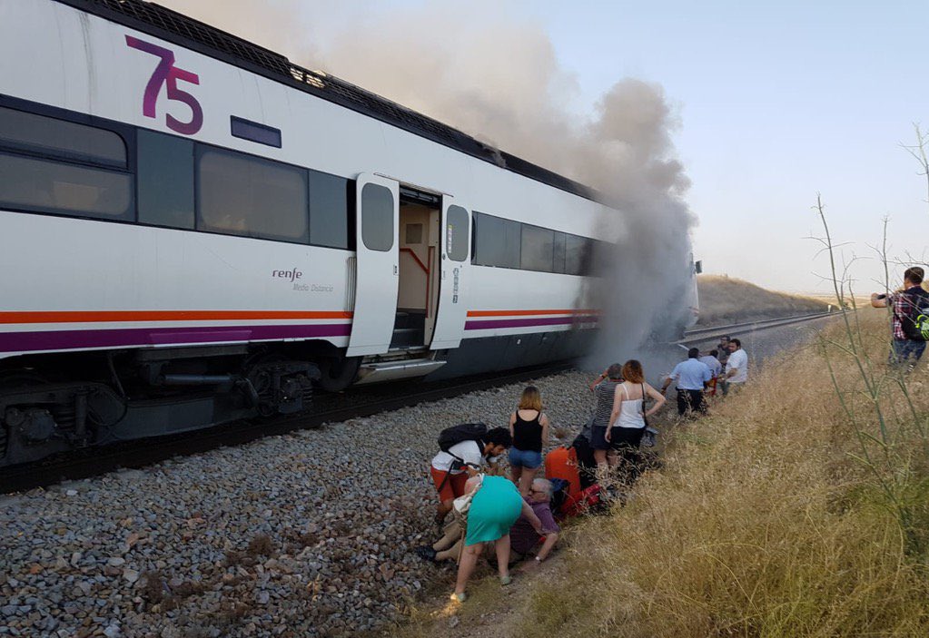 Mientras tanto, en Extremadura:

#TrenDignoYa