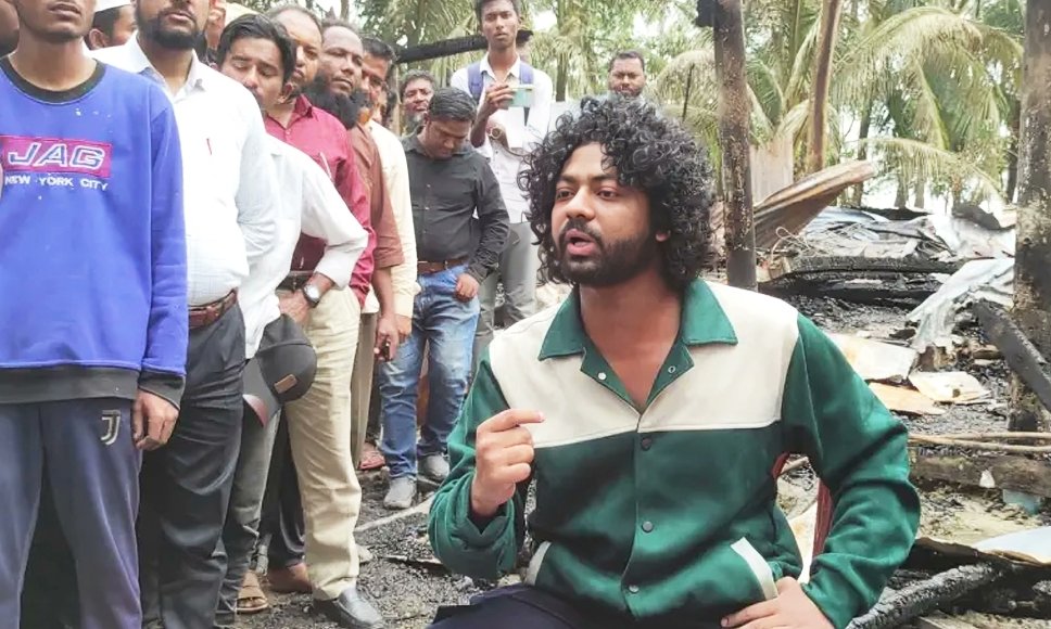 পোড়া বাড়ির সামনে বসে সরকারকে ৭ দিনের আলটিমেটাম দিলেন কাফি