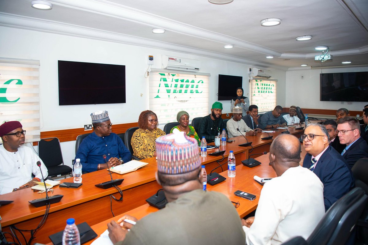 Collaboration for a brighter future! The DG/CEO received the Technical Advisor to the President on Economic and Financial Inclusion, Dr. Nurudeen Abubakar Zauro, who paid a courtesy visit with his team to explore areas of cooperation. 
The handshake would foster a seamless