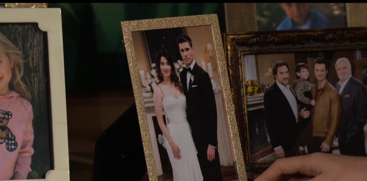 TheSpoilerGirl's tweet photo. Love the Forrester photos. #Boldandbeautiful https://t.co/lw5NpzwyW0