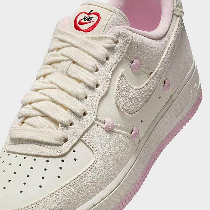 SOLELINKS's tweet photo. Ad: Women's Nike Air Force 1 '07 Valentines Day LX

Foot Locker:https://t.co/2O9RPOT9V2
Finish Line:https://t.co/WrVXJfsy7C
JD Sports:https://t.co/lWK8M3fvCg
Nordstrom:https://t.co/iGKkdfGMK3 https://t.co/hh720yIJwu