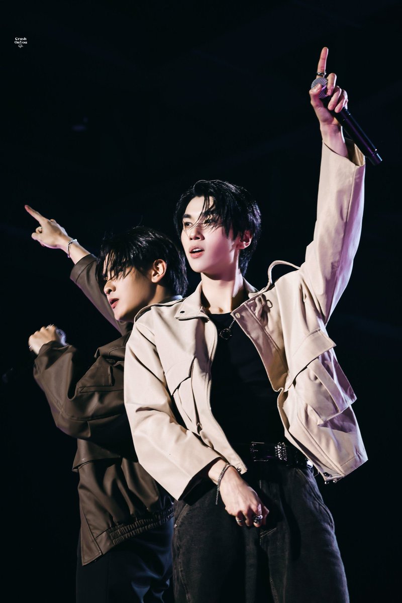 ChenRcj's tweet photo. โย๊ะๆ เยะๆ  #TheHeartKillersFinalEP https://t.co/zQpi8p3FkE