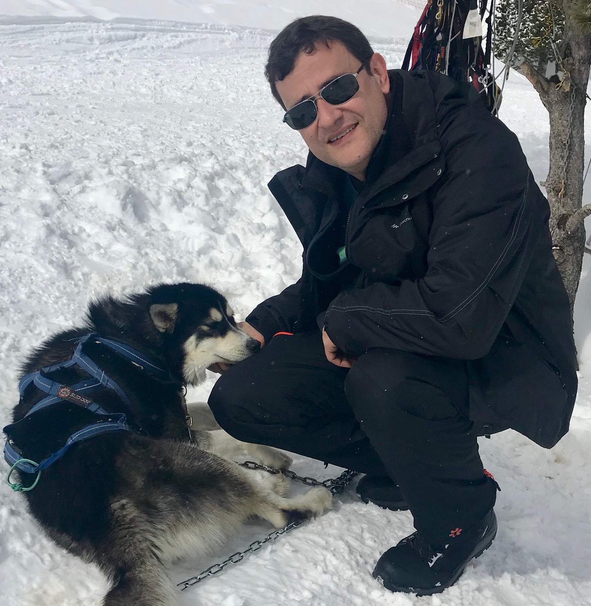 Complexity 72h (@complexity72h) on Twitter photo 🚨 We are thrilled to announce our first lecturer at #Complexity72h
Introducing Romualdo Pastor-Satorras (<a href="/Romu_PS/">Romualdo Pastor-Satorras</a>), an expert in non-equilibrium statistical physics, condensed matter theory and complex systems analysis, from <a href="/la_UPC/">Universitat Politècnica de Catalunya (UPC)</a>.
Join us in Madrid: complexity72h.com 🚨 We are thrilled to announce our first lecturer at #Complexity72h
Introducing Romualdo Pastor-Satorras (<a href="/Romu_PS/">Romualdo Pastor-Satorras</a>), an expert in non-equilibrium statistical physics, condensed matter theory and complex systems analysis, from <a href="/la_UPC/">Universitat Politècnica de Catalunya (UPC)</a>.
Join us in Madrid: complexity72h.com