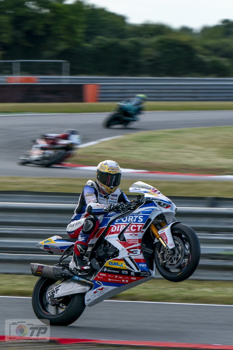 It’s #WheelieWednesday! <a href="/mcconnellracer/">Billy McConnell</a> <a href="/OfficialBSB/">Bennetts British Superbike Championship</a>