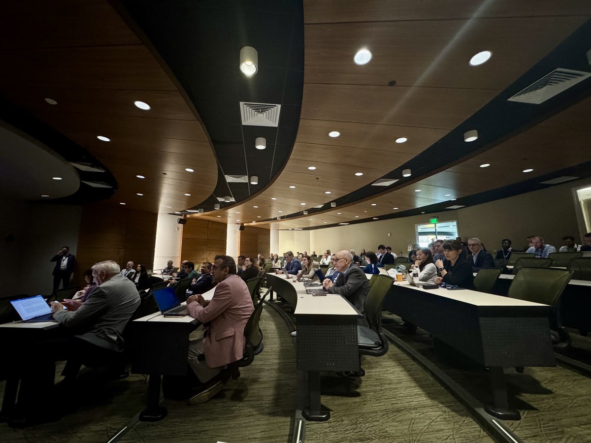 Tampa Bay’s inaugural #CancerEngineeringSummit has come to a close! It’s been an inspiring event, bringing together leading cancer engineers to share discoveries, establish key research directions and foster new collaborations in the field.

Together, we are Engineering Cancer's