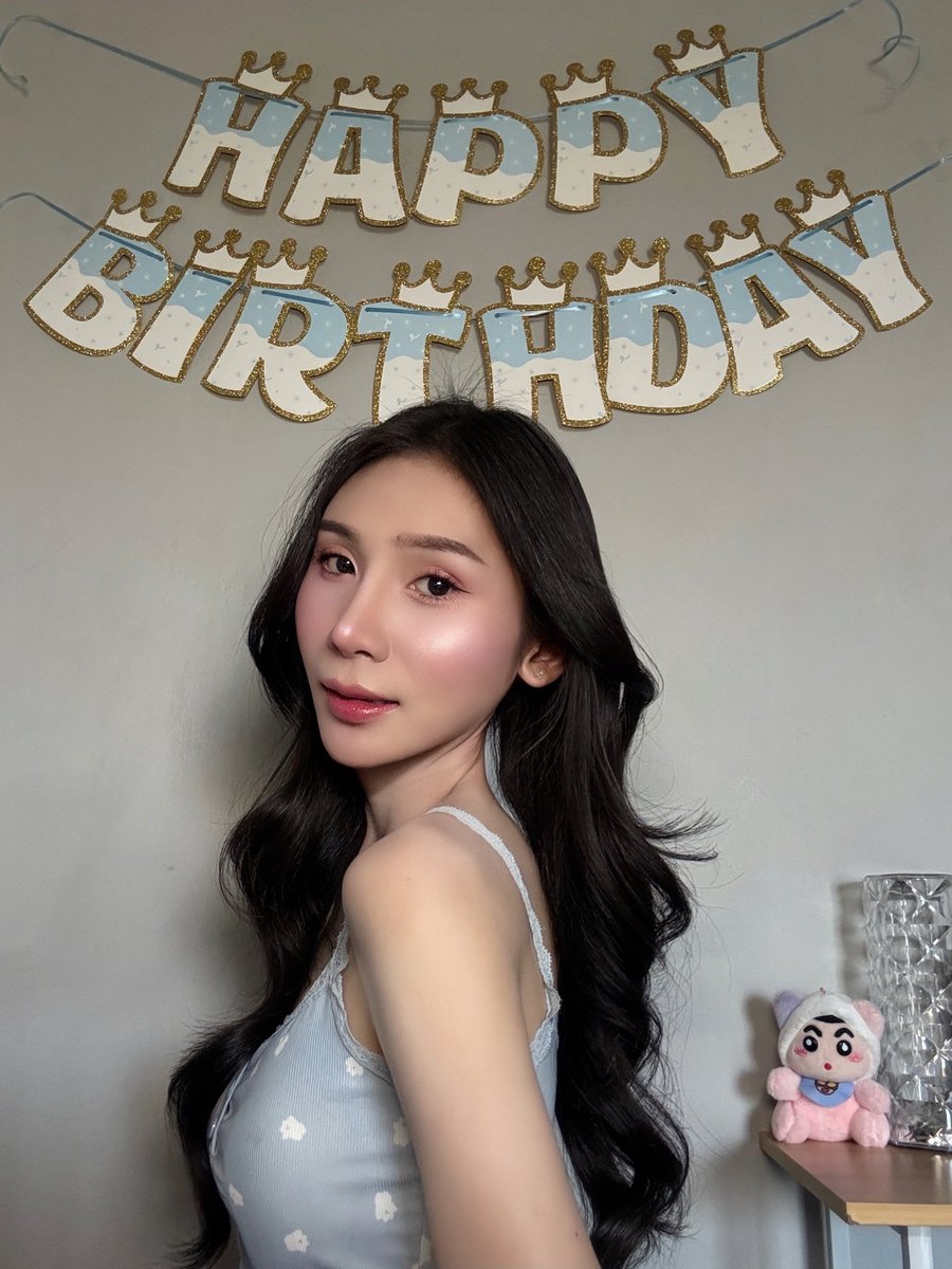 nzy_wtcp's tweet photo. :¨·.·¨: 
`·. 🧸🌈 𝓱𝓫𝓭   𝓽𝓸   𝓶𝓮 🎁🎉
🎀สุขสันต์วันเกิดใ��้กับตัวฉันเอง.🎀
   🎂 ⍣ ^ʜᴀᴘᴘʏ ʙɪʀᴛʜᴅᴀʏ ᴛᴏ ᴍᴇ^ ⍣ 🎂
          
                       🎂𝟐𝟏𝐲𝐞𝐚𝐫🎂
 ขออวยพรให้ตัวเอง สุขภาพร่างกายแข็งแรง เก่งและเข้มแข็ง เติบโตและอดทนในทุกๆ เรื่องที่ต้องเจอ 💖✨🎉 https://t.co/Rpdl4wCvlN