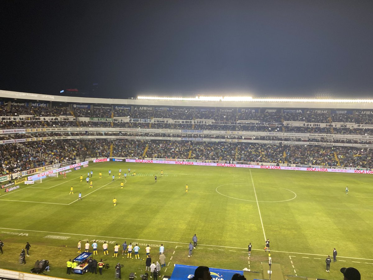 ¿Quién quiere boletos para ver a Gallos y Rayados ? 🐔
 
Denle RT para que el tío <a href="/calientesports/">Caliente Sports</a> se rife y regale entradas 👀
 
#MásAcciónMásDiversión 🔥