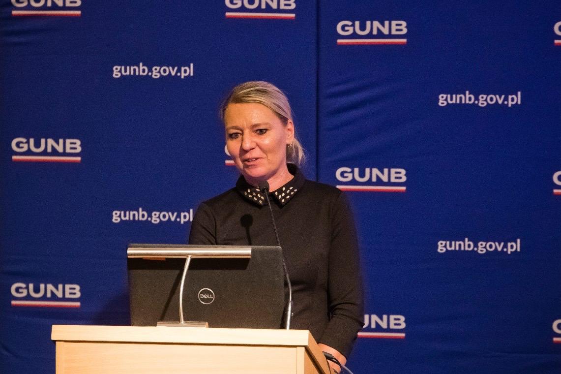 GUNB_Urzad's tweet photo. W podsumowaniu bloku merytorycznego #GUNB Dorota Cabańska #GINB omówiła cele i realizację Systemu do Obsługi Postępowań Administracyjnych w Budownictwie #SOPAB. Przedstawiła także dalsze plany rozwoju projektu. https://t.co/VR6O9TP4sI