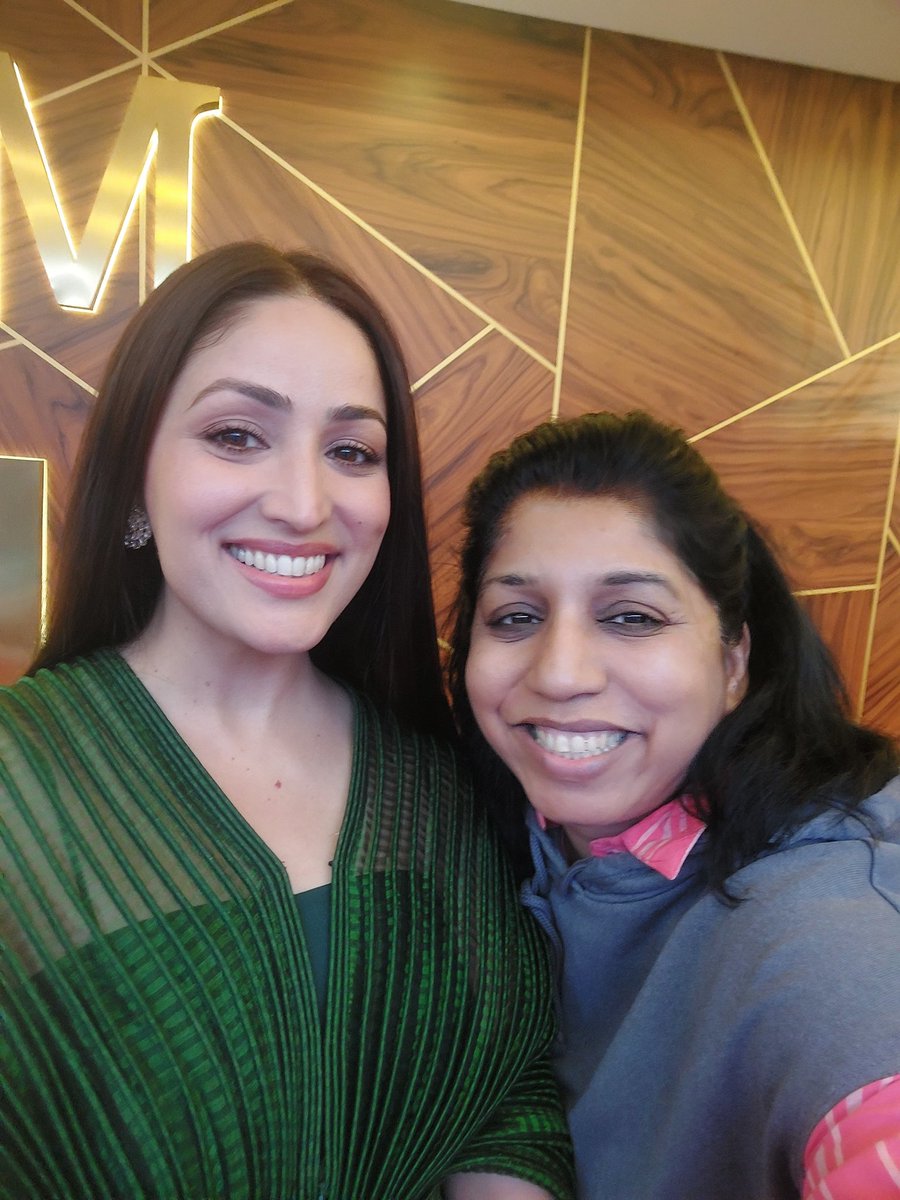 jkd18's tweet photo. Once again, @yamigautam & @pratikg80 have delivered #DhoomDhaam performances!! Hats off @AdityaDharFilms #RishabSeth #AarshVora @JioCinema @NetflixIndia ! Entertainment guaranteed! 🤩💯 https://t.co/C9LyvIAS5o