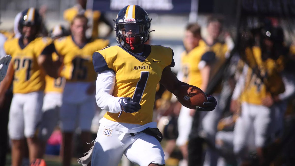 Tylar Johnson (@officialtyl) on Twitter photo After a great talk and visit with <a href="/coachphenry/">Coach-Patrick Henry</a> I am truly blessed and honored to say I have received my 1st offer from <a href="/AverettFootball/">Averett Football</a> 💛🤍!!
<a href="/coachglass52/">Joe Glass</a> <a href="/HickoryFB/">Hickory Football</a> <a href="/natoli14/">Coach Natoli</a>
#AGTG After a great talk and visit with <a href="/coachphenry/">Coach-Patrick Henry</a> I am truly blessed and honored to say I have received my 1st offer from <a href="/AverettFootball/">Averett Football</a> 💛🤍!!
<a href="/coachglass52/">Joe Glass</a> <a href="/HickoryFB/">Hickory Football</a> <a href="/natoli14/">Coach Natoli</a>
#AGTG