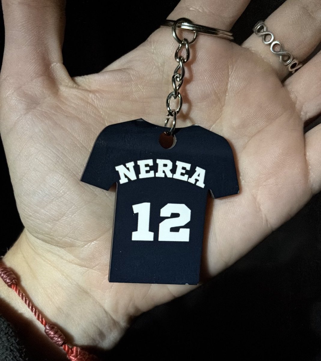 Muchas gracias a <a href="/VigoMadeOficial/">Vigo Made</a> y a <a href="/Beltri24/">J de Jozabed</a> por este detallazo ❤️

Esto es lo bonito de clubes 🤗