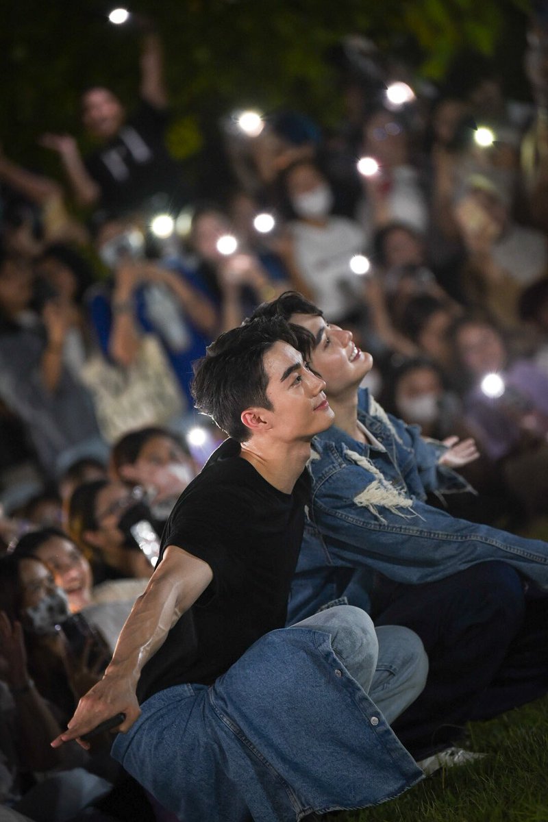 yumeei44884's tweet photo. ทุกคนคะะ ใครมีภาพเซ็ทนี้ฝากทวิตแปะๆไว้ในฟีดให้โหน่ยดะม้ายย เหมือนหลายคนจะพึ่งเห็น และชอบมากๆเยยย
#fforce #kasibook https://t.co/btNhkodofl
