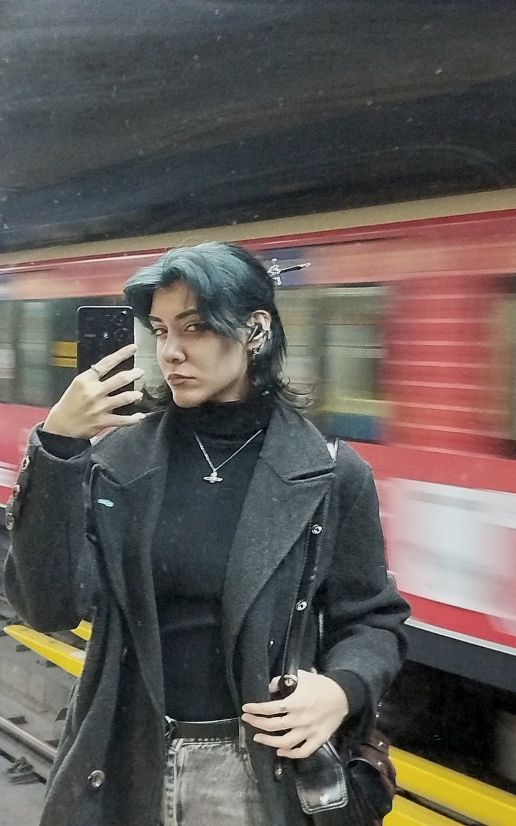 ShinkuYoru tweet media