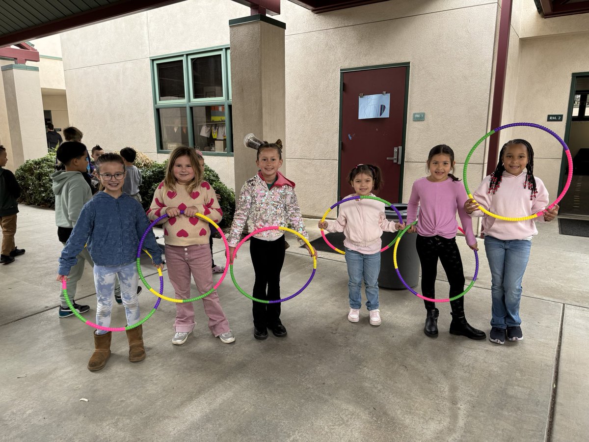 Catherine Clinger tweet media