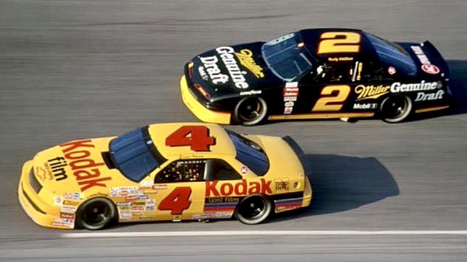 4️⃣ days until the #Daytona500   🏁

Ernie Irvan - 1991 🏁 #500Winner