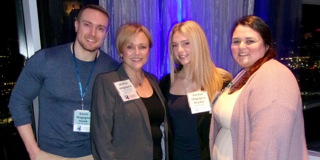 SearchAssociates tweet media