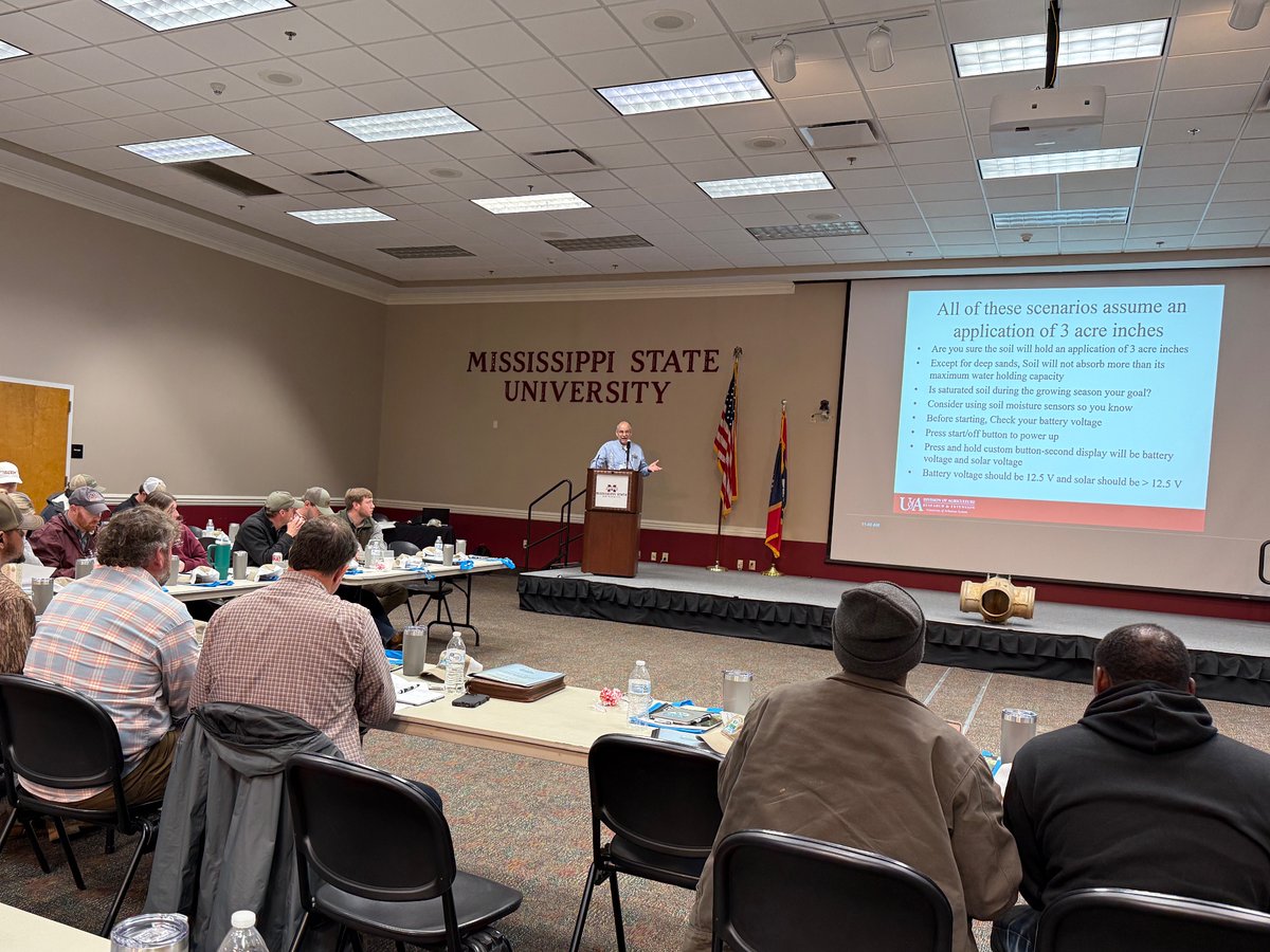 Are you maximizing your irrigation efficiency? <a href="/RussParker11/">Russ Parker</a> from UADA  shared valuable insights on surge irrigation at the Mississippi Master Irrigator meeting. Learn more at uaex.uada.edu/publications/p…
#ArkansasAg #IrrigationEfficiency #SurgeIrrigation