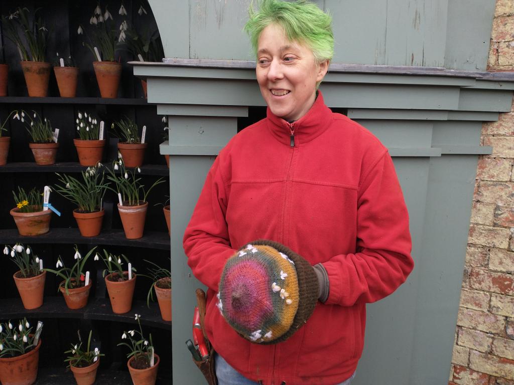 Look who I found today <a href="/ArabellaSock/">Arabella Sock</a> ! @snowdrophatlady is doing very well. We spoke about that day at the Horticultural Halls when we saw her and you coined her name. Happy days when Twitter was fun 😊