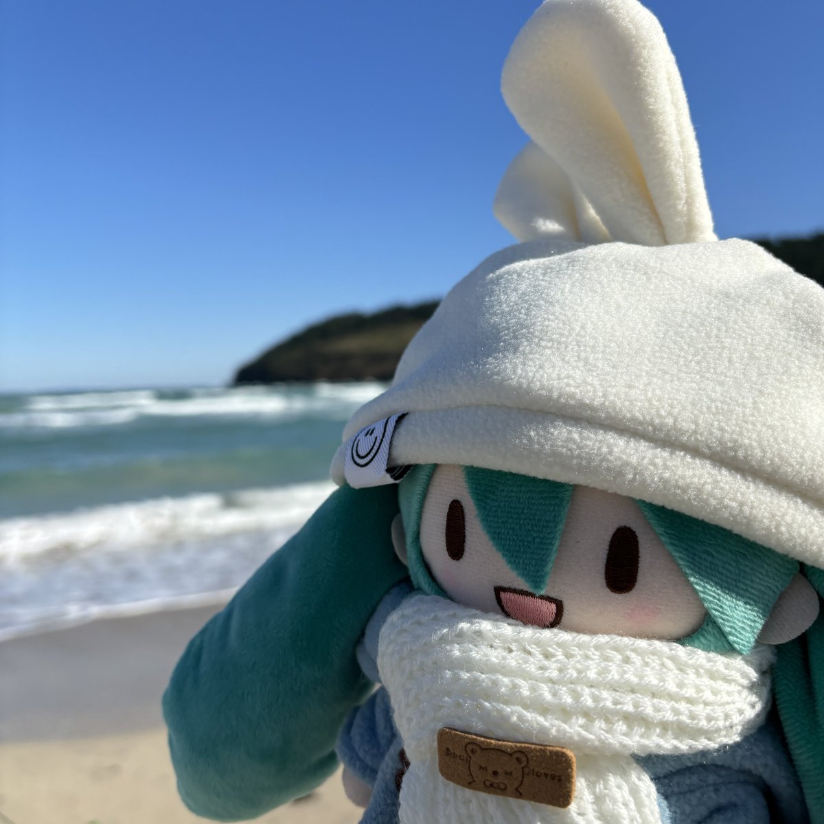 isakiwhite's tweet photo. 出发的原因也很无语，被朋友拖延气得我直接一个人弹射出发。做了太多攻略所以发生了很多好事，去��都顺顺利利…每天都提个很大的包一定要带上fufu… https://t.co/lTQ7Q5GxcC