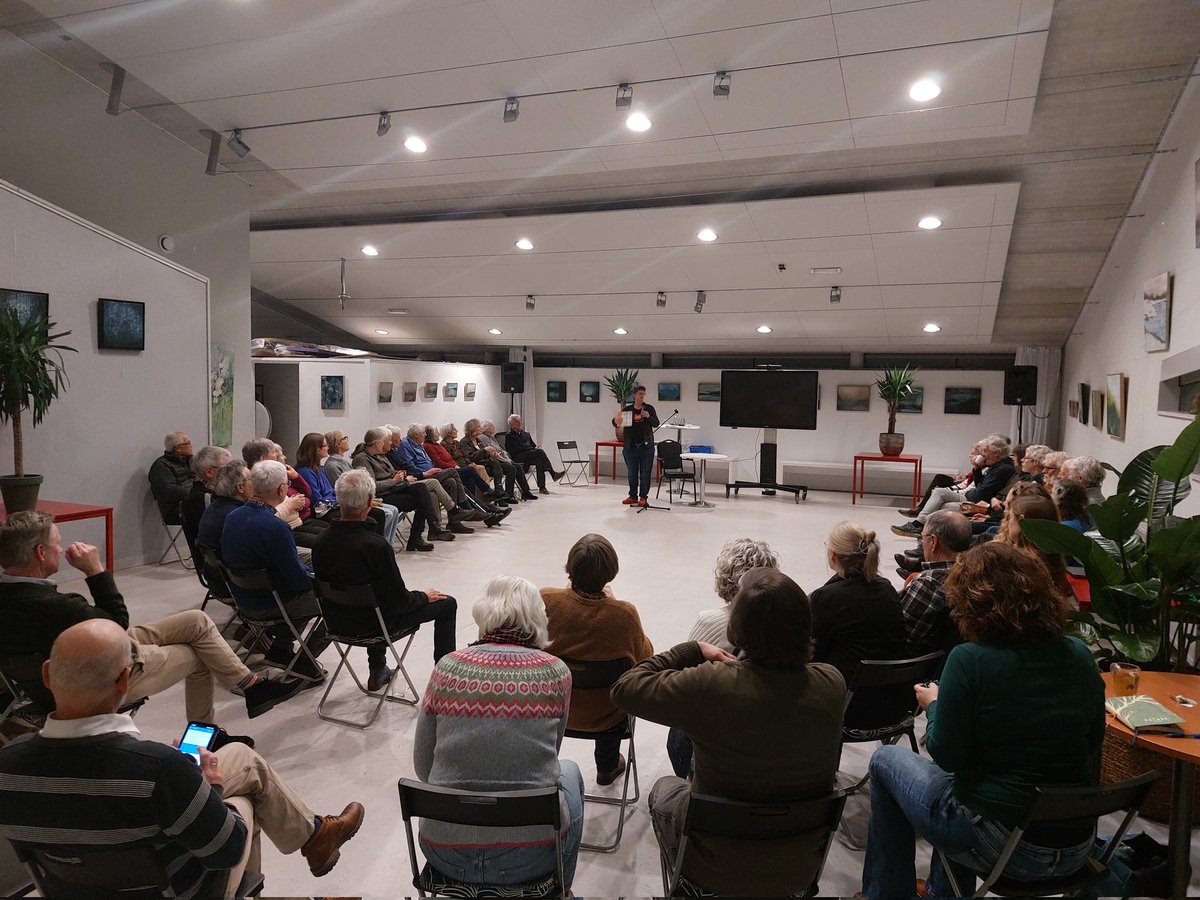 In <a href="/CasaCasla/">Casa Casla Almere</a> begonnen met de lezingen richting 50 jaar Almere van Stichting Polderblik: de Best Bewaarde Geheimen van Almere.