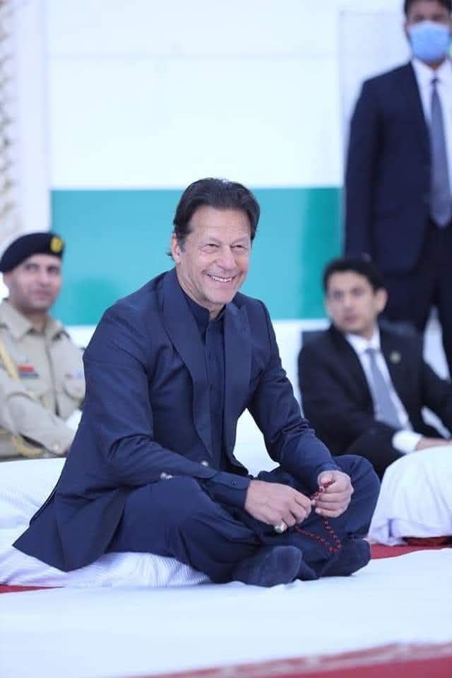 S.N.K.S_PTI tweet media