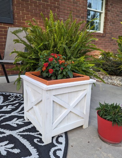 Spring is around the corner.  So I am starting to make my planter boxes. 

#plants #gardening #garden #Flowers