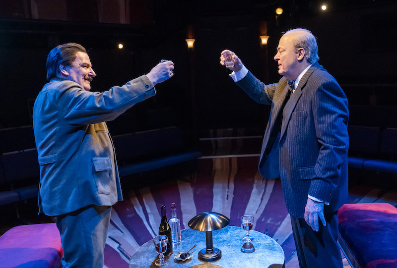 #THEATRE #REVIEW Churchill in Moscow <a href="/OrangeTreeThtr/">Orange Tree Theatre</a> 'a biting and frequently hilarious satire of all international diplomacy' ⭐️⭐️⭐️⭐️⭐️ thereviewshub.com/churchill-in-m… #London