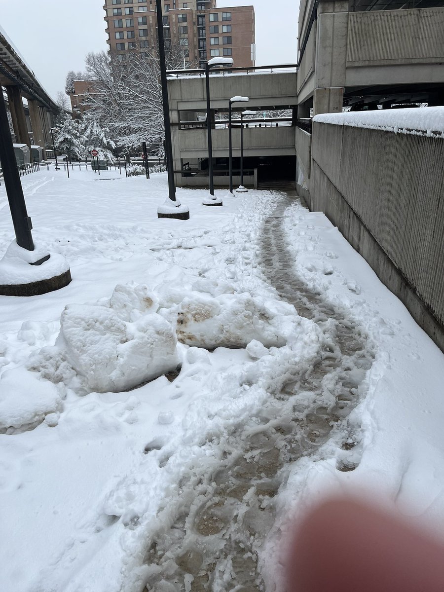 runningnearzero tweet media