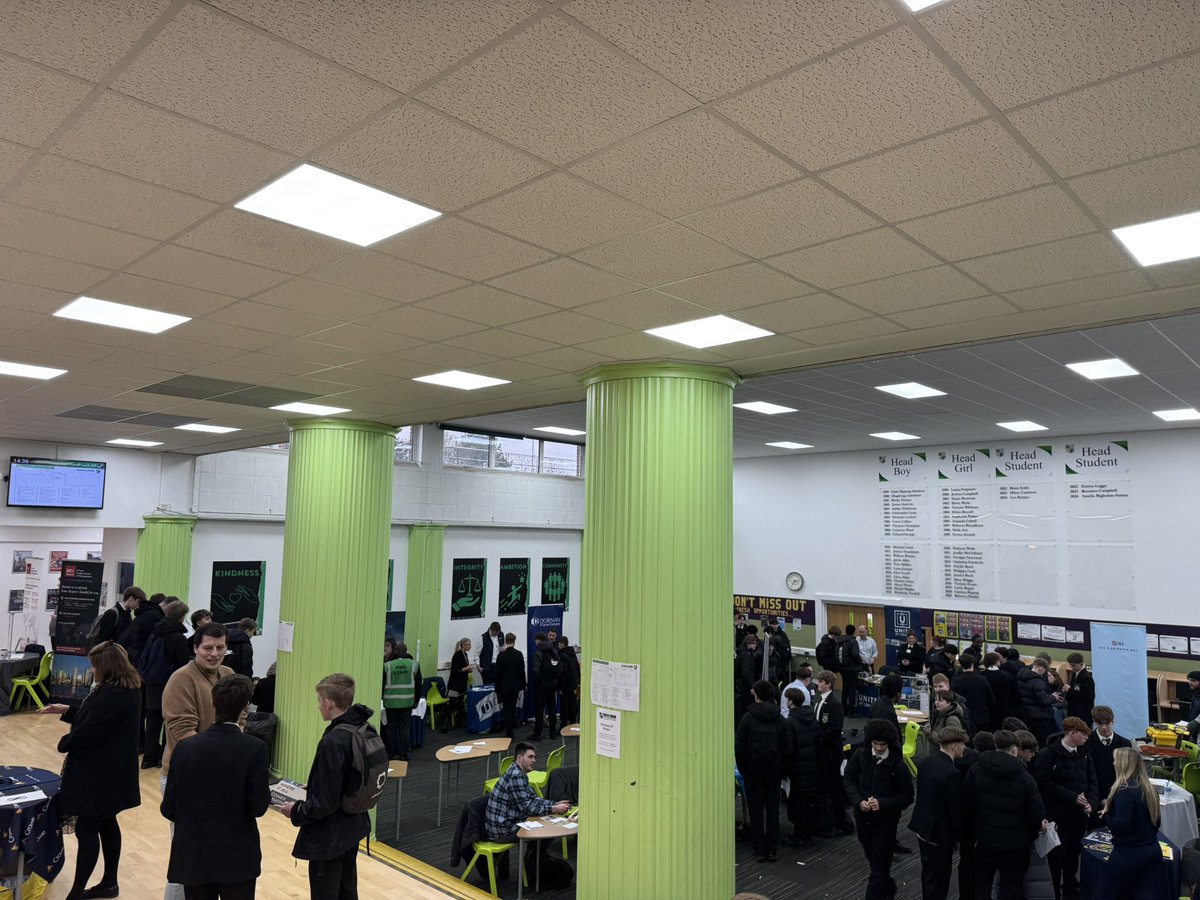 rw_school's tweet photo. Our careers fair has been really successful today. Thanks to all institutions and businesses that supported this great event helping students from Year 8 to Year 13. 

🖤💚

#LearnLeadExcel https://t.co/bujOi6tmSL