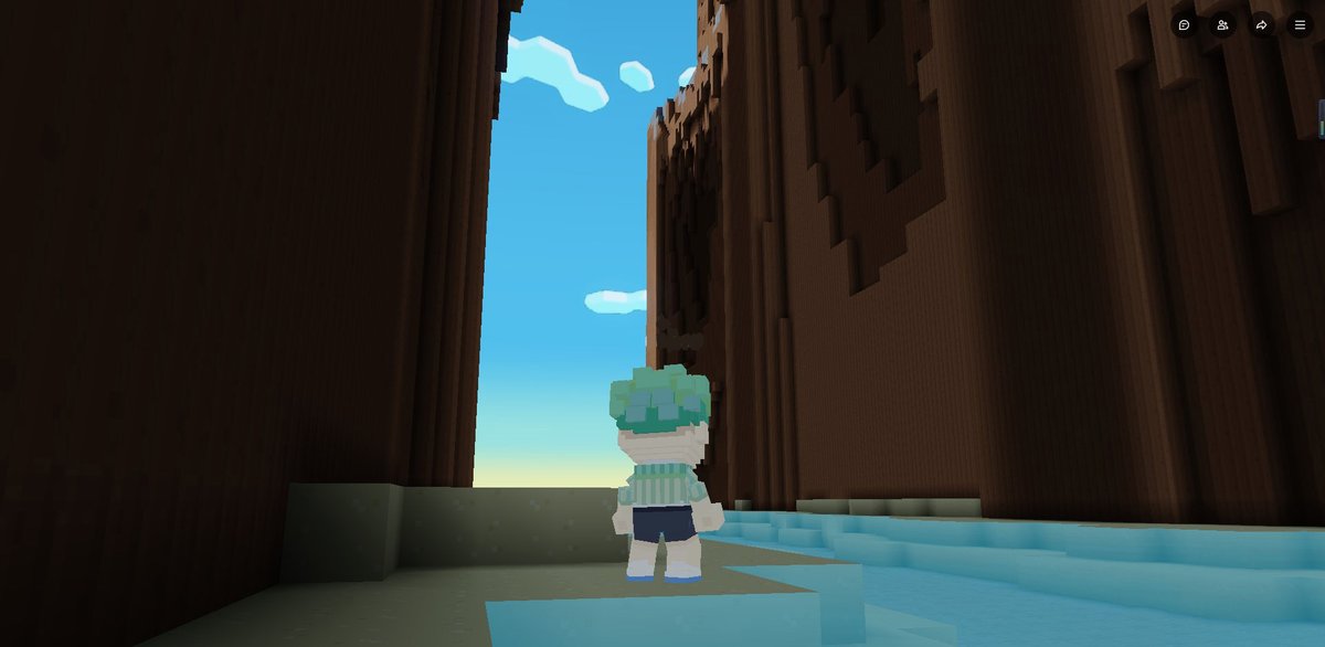 Createra tweet media