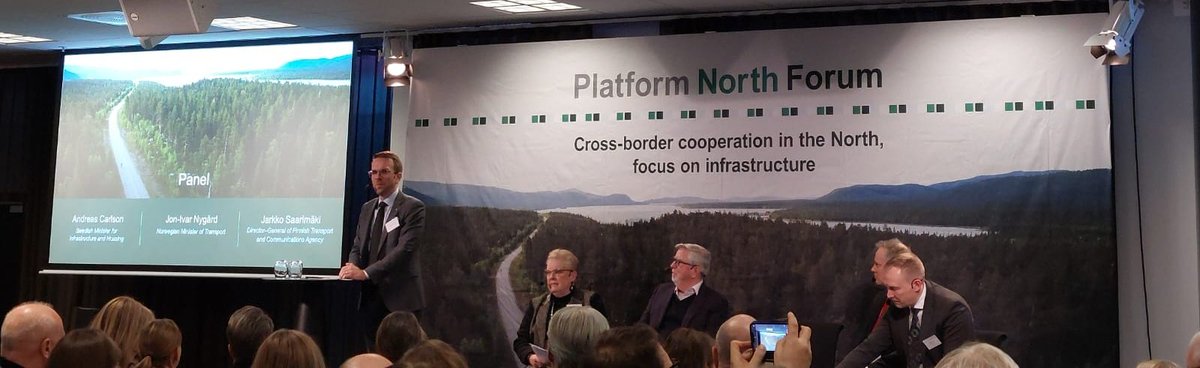 Platform North Forum käynnissä. Ruotsin ja Norjan ministerit korostivat tarvetta tehdä yhteistä liikennejärjestelmän kehittämistä entistä vahvemmin, kunnianhimoisemmin ja tahtia kiristäen. 

Pohjoisen ohjelma ja LJS12 tunnistavat tarpeet ja toimet hyvin, toimeenpanoa tarvitaan.
