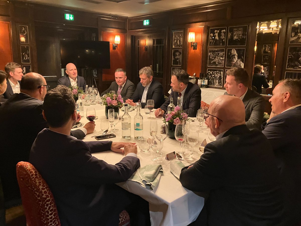 Last week, we hosted a Business Partner Lunch with our founding CEO &amp; COO at ColCap. 

A fantastic event filled with collaboration, insights, and a look at future innovations. Exciting things ahead, watch this space! 🚀 #molofinance #mortgageevents #businessevent #keypartners