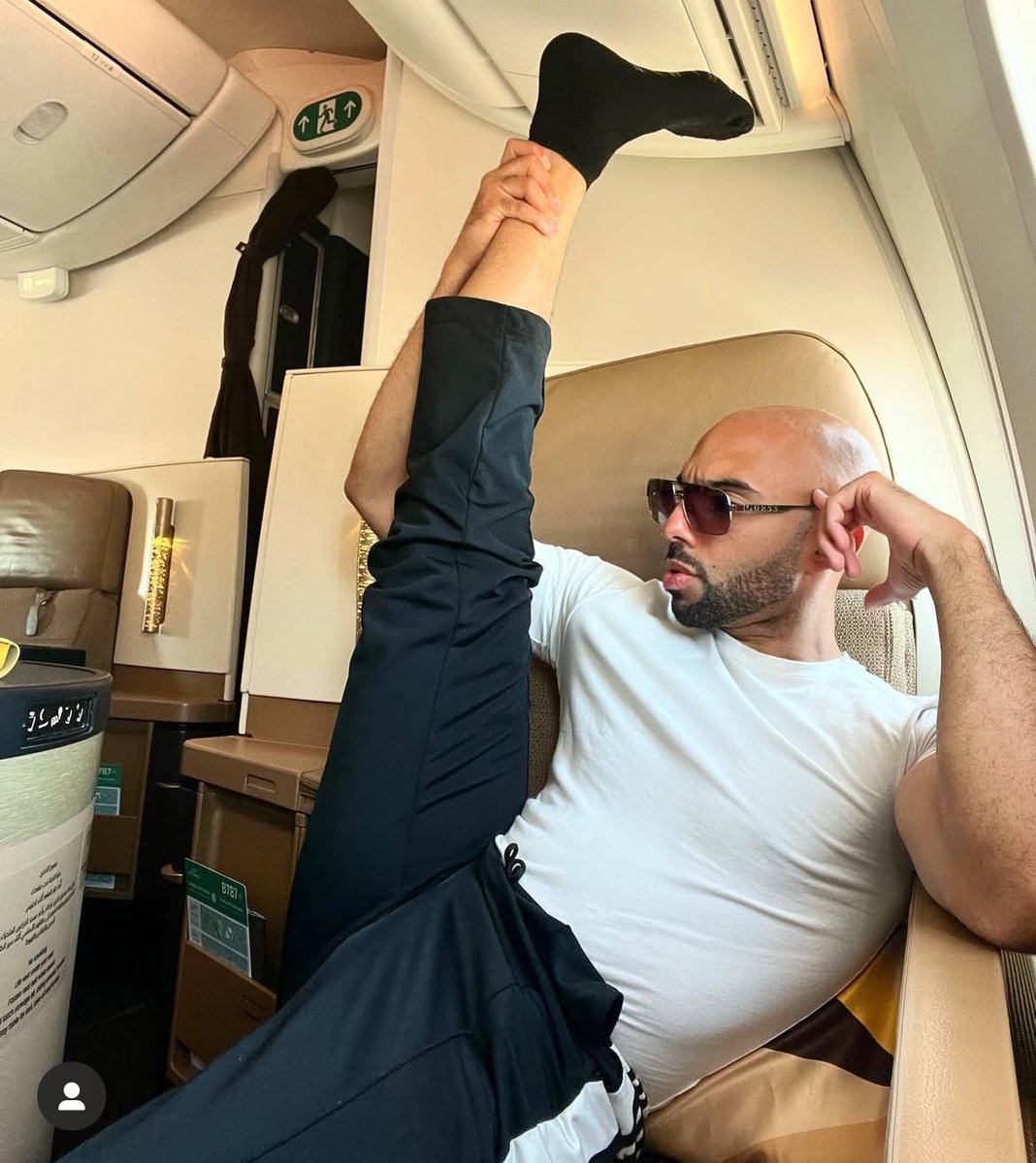 BUTTCEXCOIN's tweet image. Heard top G likes BUTTCEX