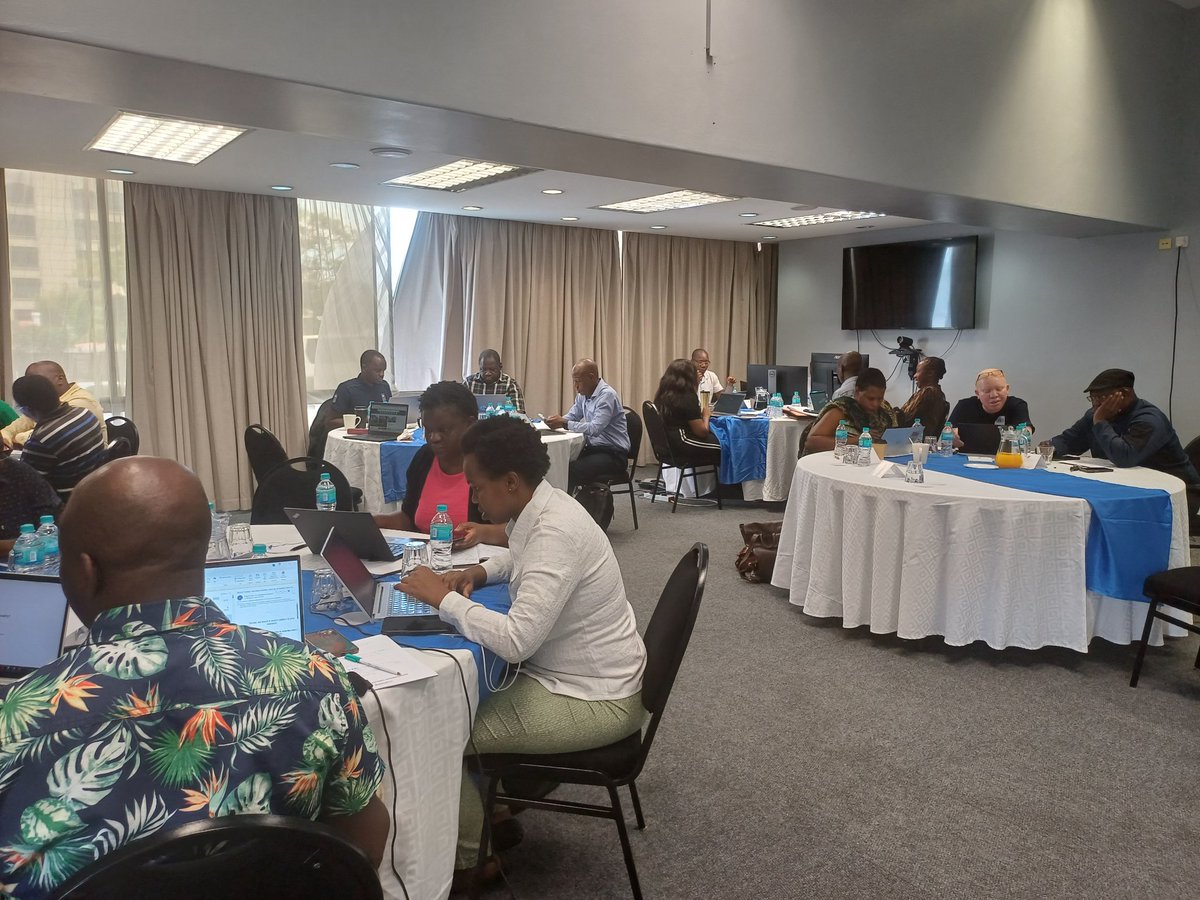 The UN Monitoring &amp; Evaluation Team 🇿🇼 workshop enabled the UN development system, government and partners to reflect on 2024, identify gaps, and to document lessons to inform 2025 priorities under people, planet, peace &amp; prosperity &amp; future interventions. <a href="/mpslswzim/">Ministry of Public Service Labour & Social Welfare</a> <a href="/MoFA_ZW/">Ministry of Foreign Affairs and Int Trade</a>