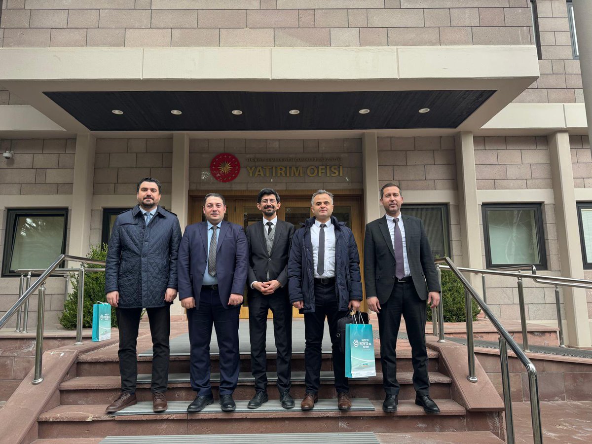 Ankara çalışma ziyaretleri kapsamında Cumhurbaşkanlığı Yatırım Ofisi, Rusya Ticaret Mümessilliği, YASED Ankara Temsilciliği ve Eltemtek Genel Müdürlüğü ziyaret edildi.

Konya iş ve yatırım ortamına dair iş birliklerine yönelik görüşmelerde bulunuldu.

<a href="/KalkinmaAjansGM/">Kalkınma Ajansları Genel Müdürlüğü</a> <a href="/Mevlana_ka/">MEVKA</a>