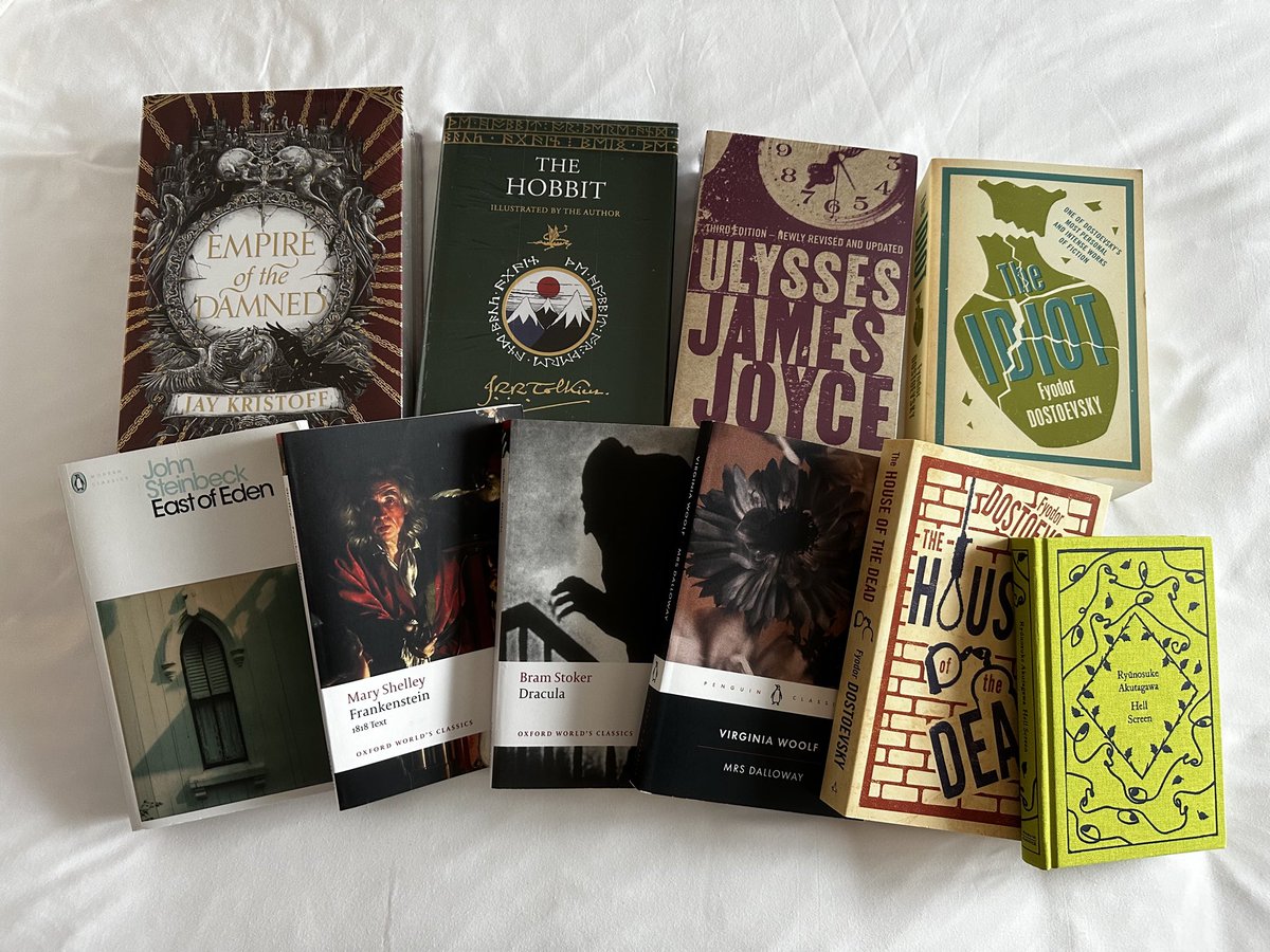 luneillei's tweet photo. I WAS SAVING MONEY... BUT I SAW BOOKS.... BOOKS SAW ME... AND MY MONEY DISAPPEARS 😭😭😭🙏 https://t.co/Zx8tikr4Bf