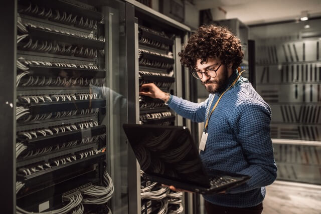 RiversideTech's tweet photo. Riverside Technologies is here for you 24/7, 365 days a year! 🌐 Our certified engineers are ready, along with our Help Desk and onsite support who are quick to respond and help. 📞 Contact your trusted IT team to learn more! https://t.co/ziSE7ZACoV
#TechSupport #YourITTeam https://t.co/Cwxhpmxn1O