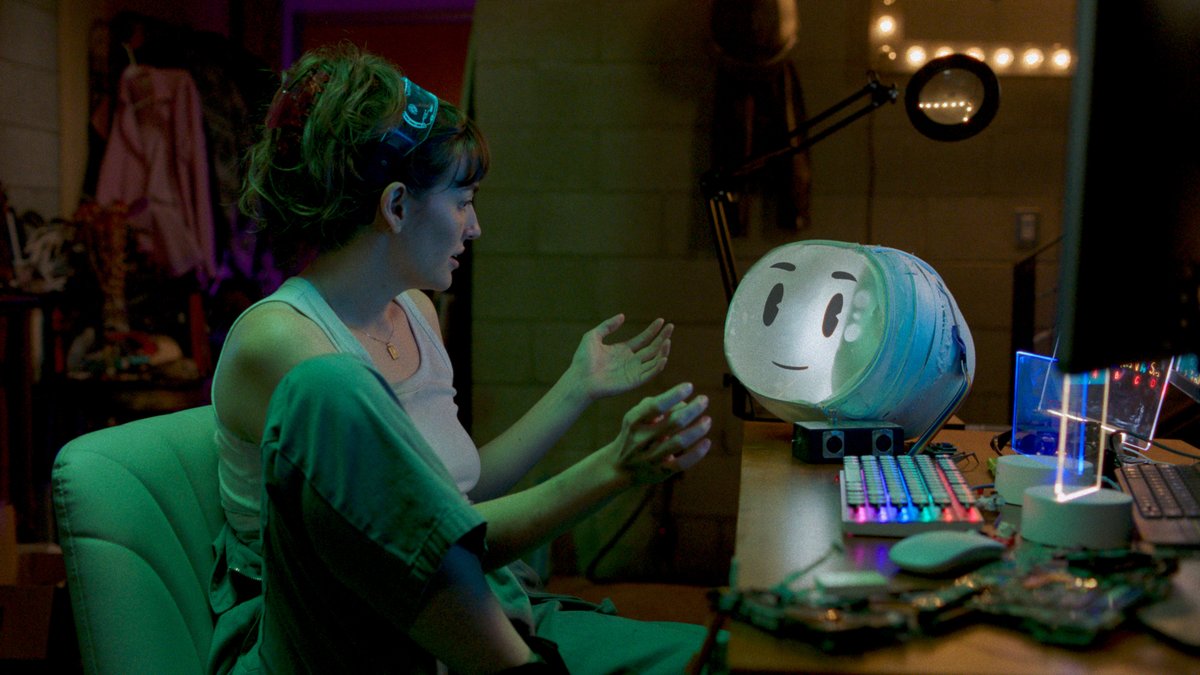 mindshawk's tweet image. Still time to vote for 'Reprogrammed.' Here's another still. It's part of the @friezeofficial and @ghettofilmschool LA Film Award 2025. Head over to the link to vote!

christopherguerrero.com/reprogrammed-v…

#film #shortfilm #scifi #latinx