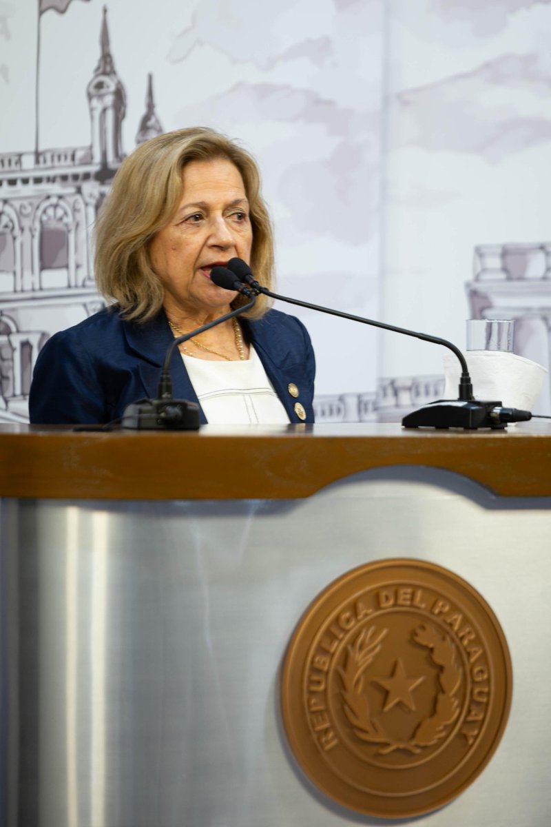 InfoANR 🇵🇾 (@infoanrpy) on Twitter photo presidencia.gov.py/sala-de-prensa…
Ejecutivo propone a César Garay como próximo presidente del Jurado de Enjuiciamiento de Magistrados.
Tras la reunión con el presidente de la República <a href="/SantiPenap/">Santiago Peña</a>, la presidenta del Jurado de Enjuiciamiento de Magistrados (JEM), <a href="/aliciapuchetapy/">Alicia Pucheta</a> anunció presidencia.gov.py/sala-de-prensa…
Ejecutivo propone a César Garay como próximo presidente del Jurado de Enjuiciamiento de Magistrados.
Tras la reunión con el presidente de la República <a href="/SantiPenap/">Santiago Peña</a>, la presidenta del Jurado de Enjuiciamiento de Magistrados (JEM), <a href="/aliciapuchetapy/">Alicia Pucheta</a> anunció