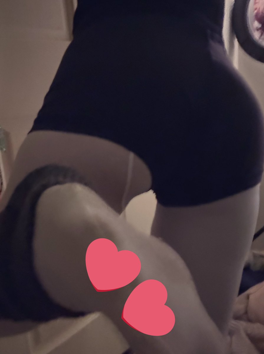 c0mb4tbaby's tweet photo. u freak https://t.co/kEpaRiR3Tb