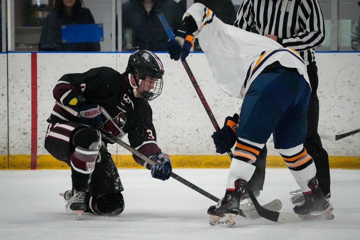 Huge shoutout to Coach V and the varsity ice hockey team! They battled hard in a heartbreaking loss Monday, leading by two with under four minutes left before Loyola tied it with 38 seconds to go and won in OT. Great season, boys!