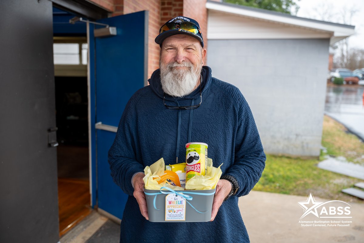 ABSSPublic's tweet photo. π Through rain and shine, our dedicated bus drivers ensure students arrive safely each day! We caught this moment yesterday as AO Elementary PTA delivered handcrafted gift boxes to Mr. Gunn & Ms. Pruitt during Bus Driver Appreciation Week.β¨ #ThisisABSS #ThankaBusDriver https://t.co/ZOihLtBEtg