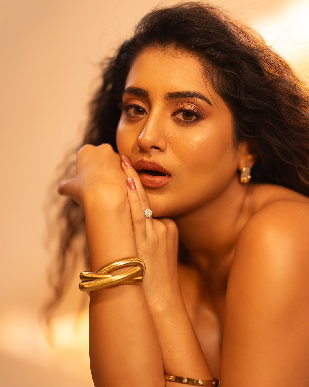 GjmNIa8XwAA-47E?format=jpg&name=large