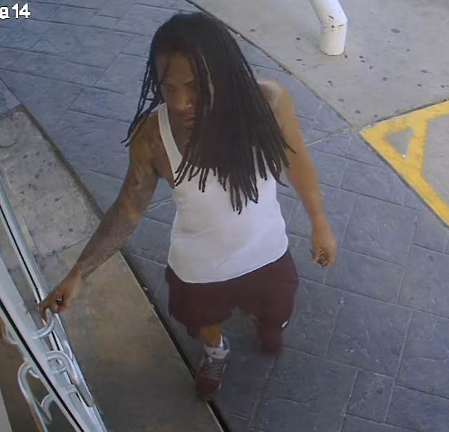 ADDITIONAL PHOTO:  A third photo of this wanted suspect has been released.  

If you have information on his identity or whereabouts, call HPD Homicide 713-308-3600 or <a href="/CrimeStopHOU/">Crime Stoppers HOU</a> for up to a $5K reward.

#HouNews