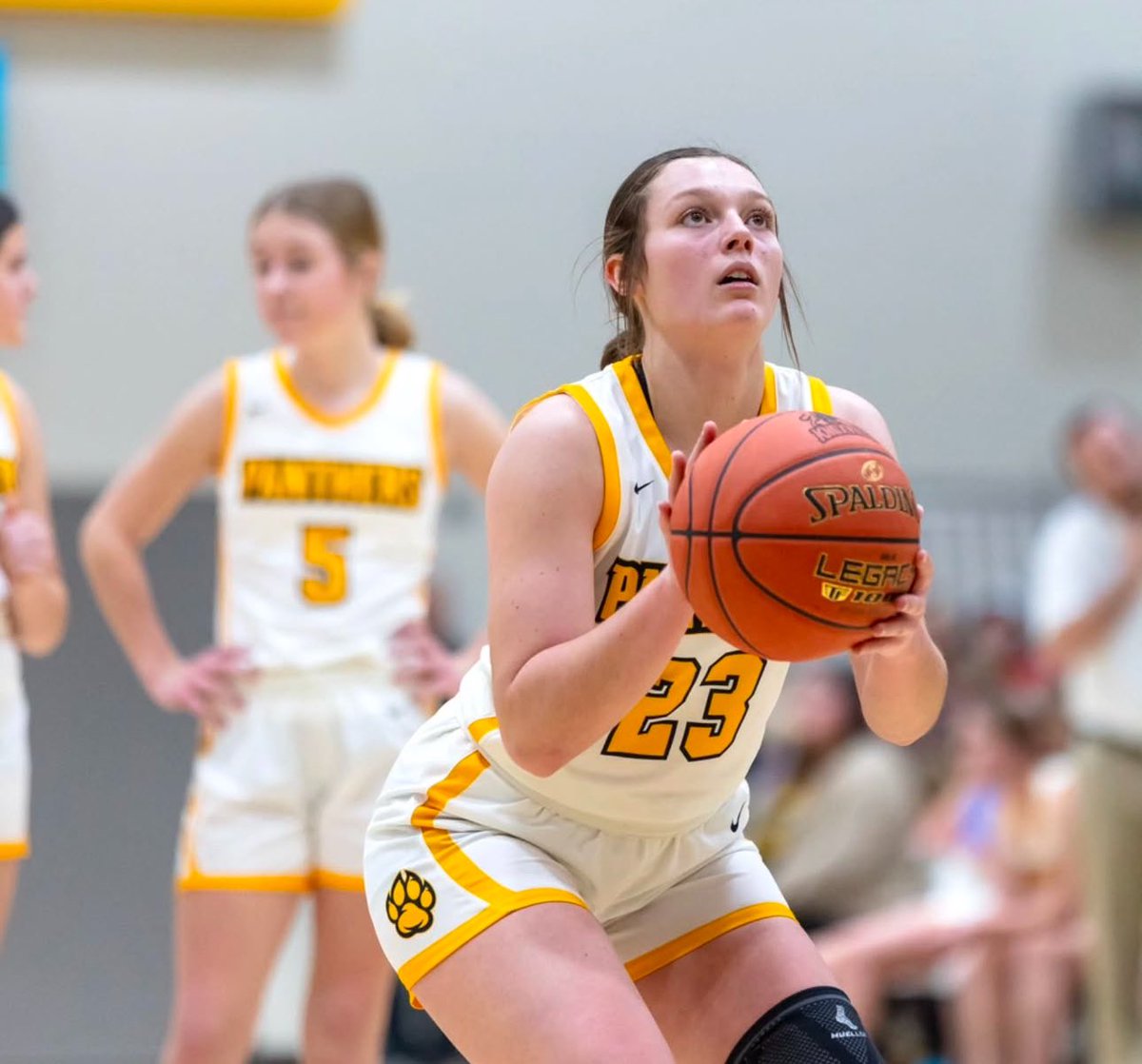 Finished off the regular with a solid road win last night 60-29! Hannah led with a double double of 22 points/14 rebounds! All contributed which is awesome to see! 12 points for Addy Dunkin, 9 for Bridgette Liston and Addi Williams. 6 points and 9 rebounds for Ayla!