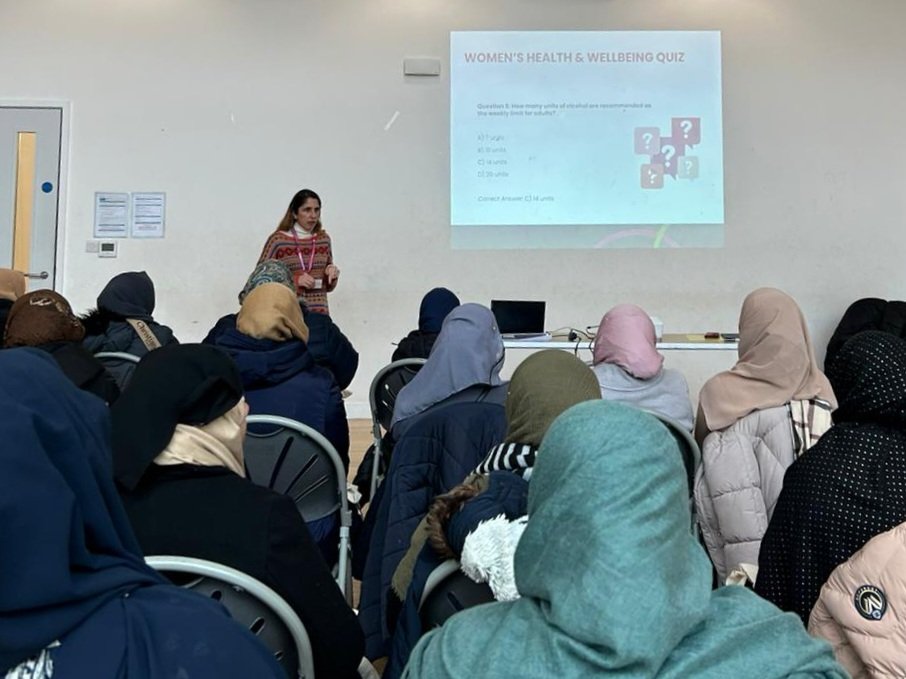 Great session with Islington Bangladesh Association, focusing on cervical cancer and screening. 
Big thanks to everyone who joined and shared their ideas! 💜✨
 #CervicalCancerAwareness