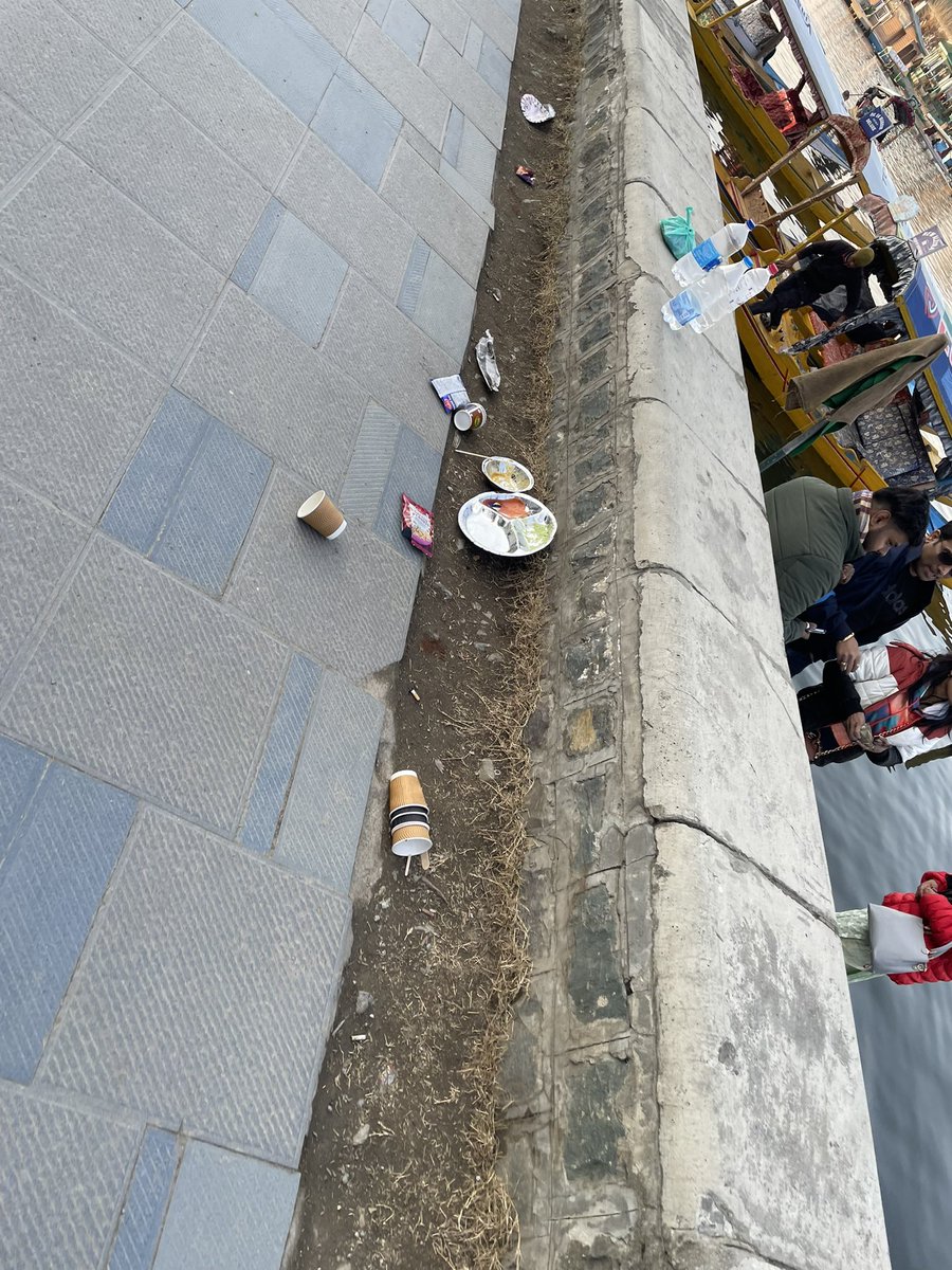 umibilal's tweet photo. Did We fail as hosts
Or
Did “THEY” fail as guests?
@TourismJKGovt @TourismJK @OmarAbdullah @JandKTourism
(I have never seen Dal lake as messed up as this year.
If we can’t discipline those who litter, at least plan a project for cleaning the lake.
#SaveDalLake https://t.co/9ryK53kOlo